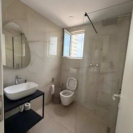 Santi Apartment